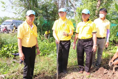 LINE ALBUM กิจกรรมกำจัดผักตบชวา-จิตอาสา-ปลูกต้นไ 27