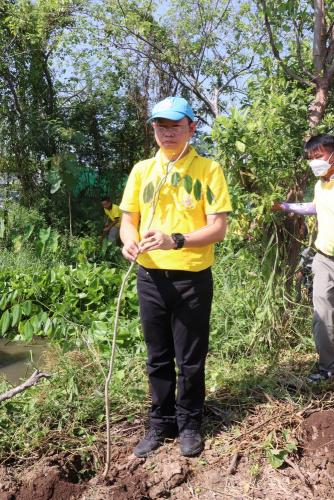 LINE ALBUM กิจกรรมกำจัดผักตบชวา-จิตอาสา-ปลูกต้นไ 32